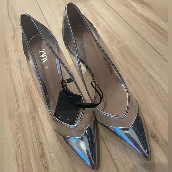 NWT Zara Silver Vinyl High Heel - Picture 7 of 9